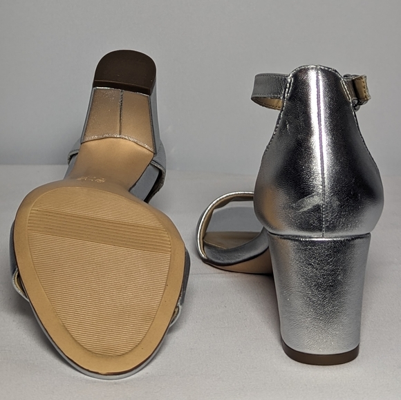 NEW Naturalizer Womens  Leather Vera Heeled Sandals - Picture 4 of 4